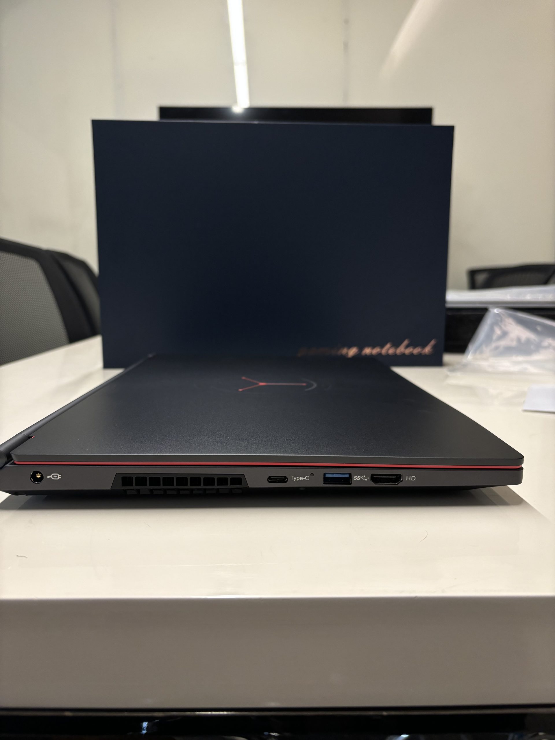 Intel i9 12900HK Unigraphics High Performance Laptop - 图片 2